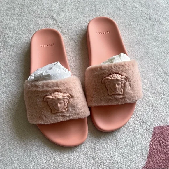 Versace Women’s La Medusa Faux Fur Slide 'Pale Pink' Size 41 - Picture 6 of 10